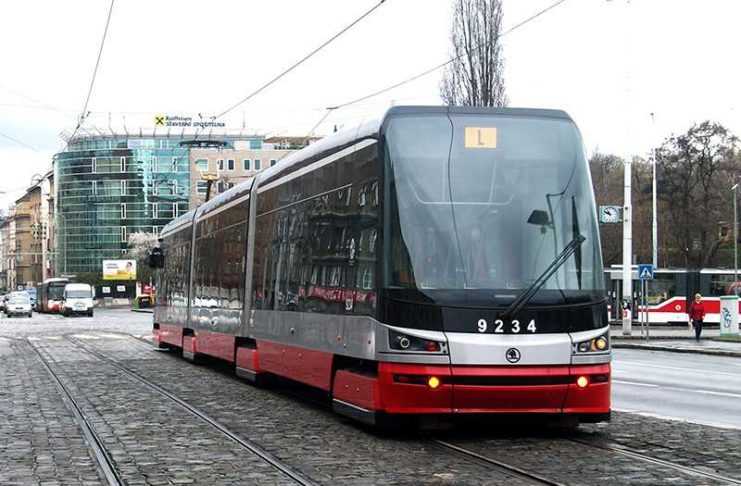 Come comportarsi sui mezzi pubblici a Praga | Norme di comportamento in Repubblica Ceca
