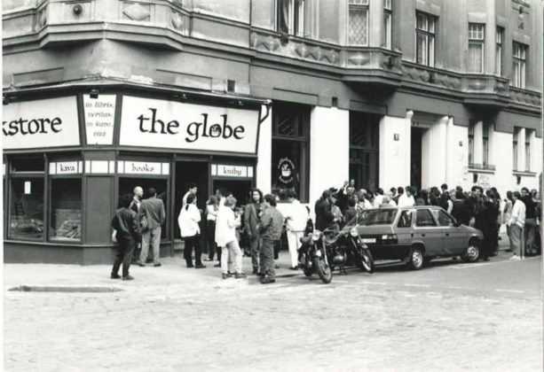 Il Globe Bookstore & Café di Praga: la prima libreria - café della capitale ceca
