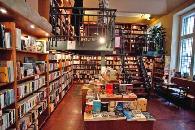 Il Globe Bookstore & Café di Praga: la prima libreria - café della capitale ceca