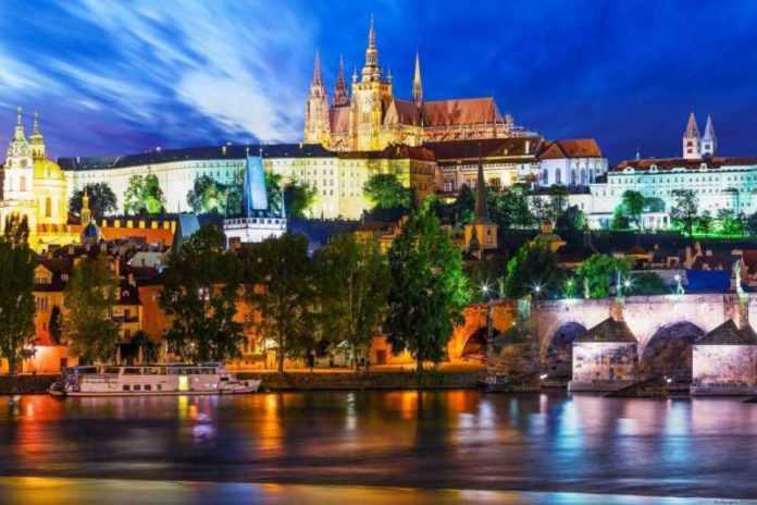 monumenti di praga scomparsi SCOMPARSI: questi monumenti di Praga non esistono più!