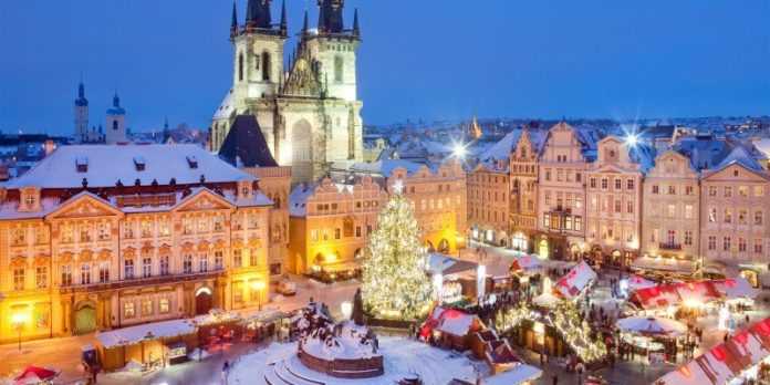 natale-a-praga-cerca-lavoro-in-repubblica-ceca 50 offerte di lavoro per italiani in Repubblica Ceca | settimana 5-10 dicembre 2016