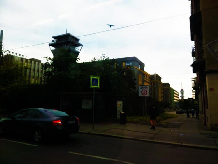 Torre Telecom di Žižkov Torre Telecom di Žižkov