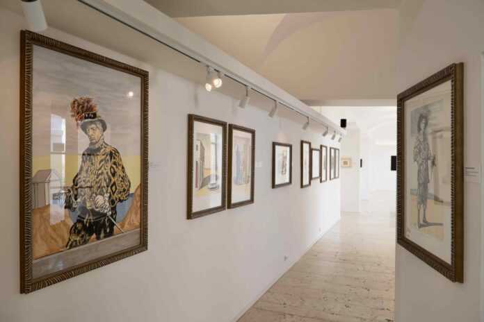 GIORGIO DE CHIRICO – Dipingere è l’arte magica. Inaugurazione della mostra all’Istituto Italiano di Cultura di Praga. Primo evento pubblico della Fondazione Aledya