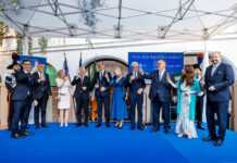 A Praga celebrazioni della Festa della Repubblica alla presenza del premier ceco e di sei ministri